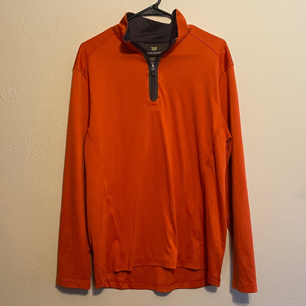 TEK GEAR. Men’s quarterzip.